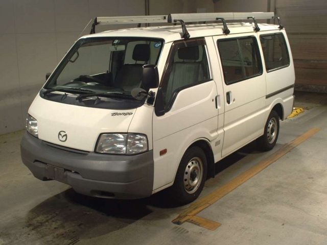 4320 MAZDA BONGO VAN SKP2V 2015 г. (TAA Kyushu)